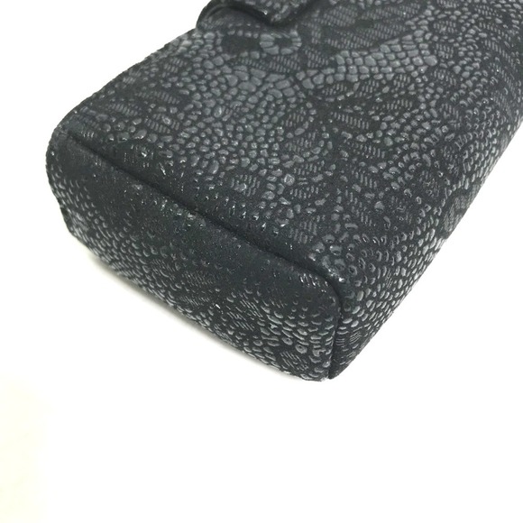 CHANEL Black Pouch - Picture 5 of 10